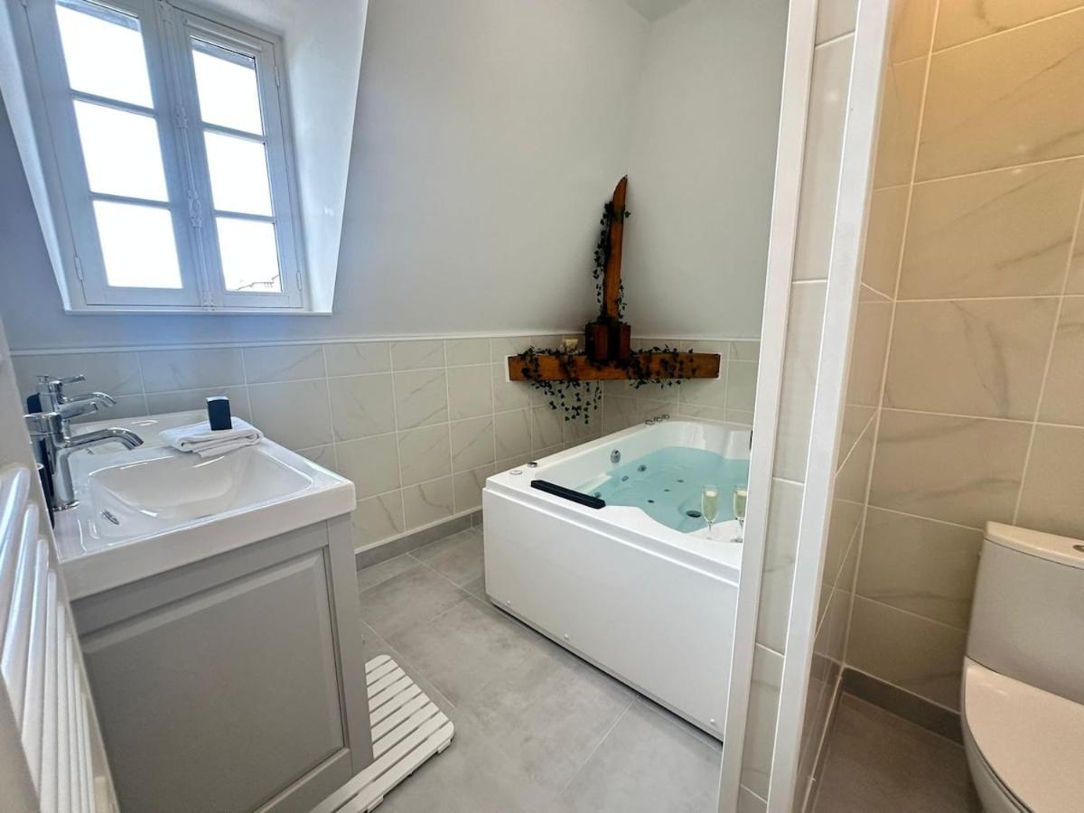 S Bayleved'Air Duplex Vue Chateau, Balneo Et Sauna ซีดาน ภายนอก รูปภาพ